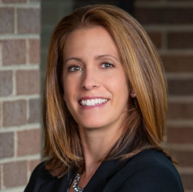 sarah ahrens headshot